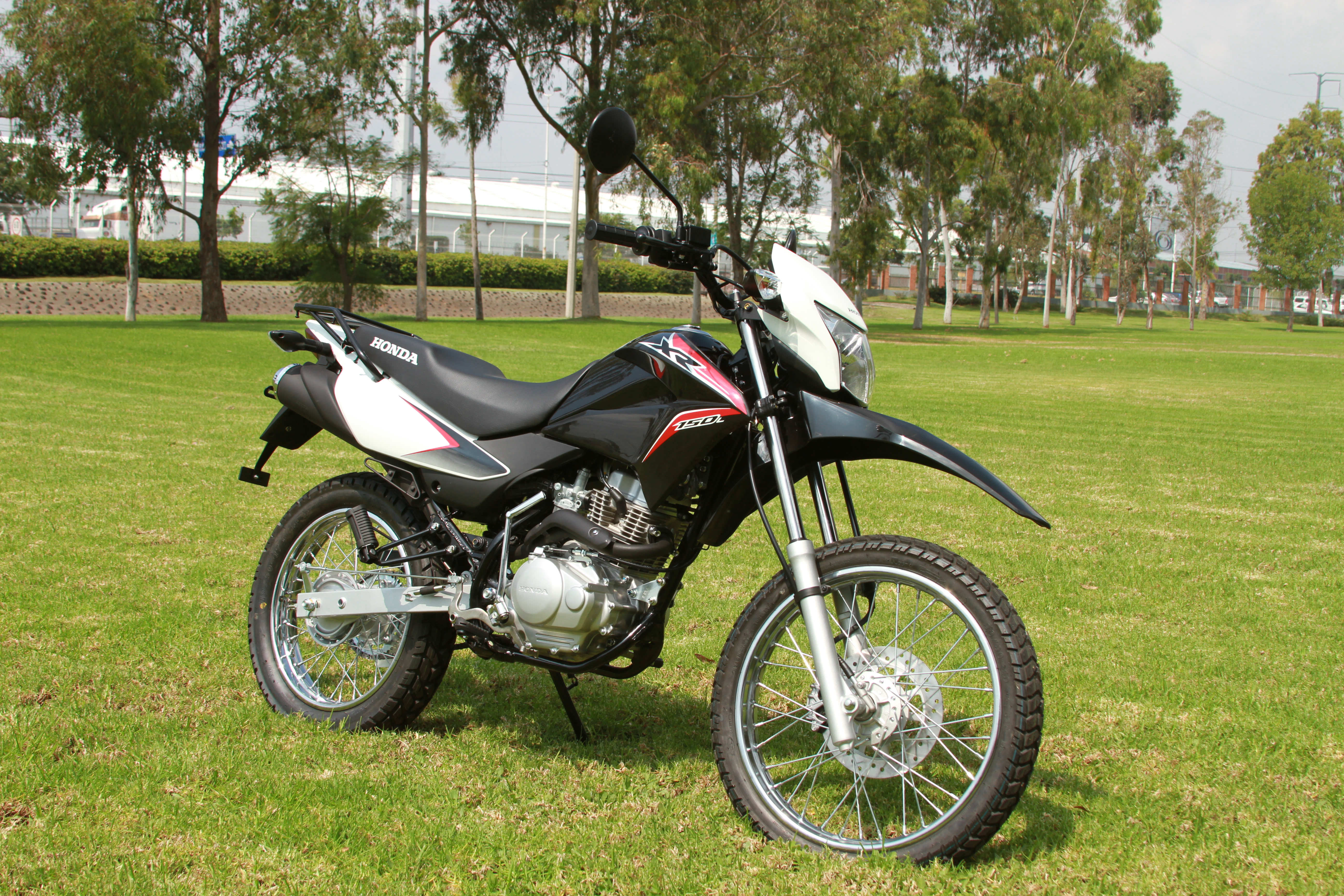 HONDA XR 150L