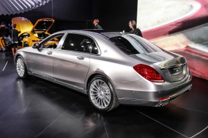 2016-Mercedes-Maybach-S600-body