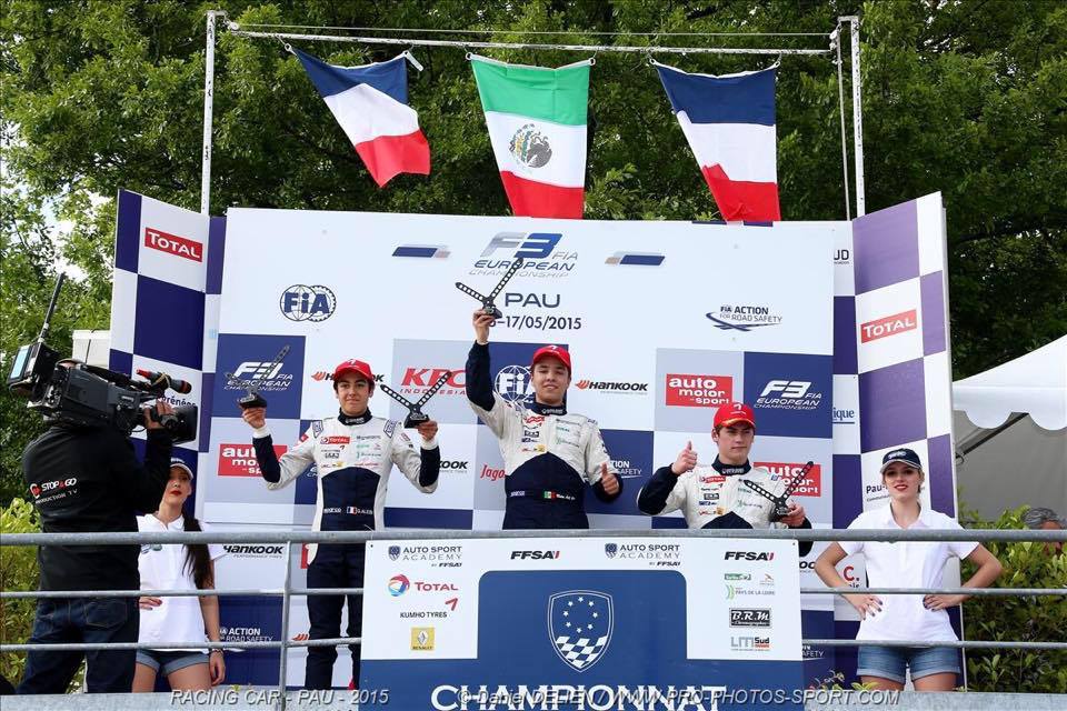 Axel Matus muestra su talento en la f4