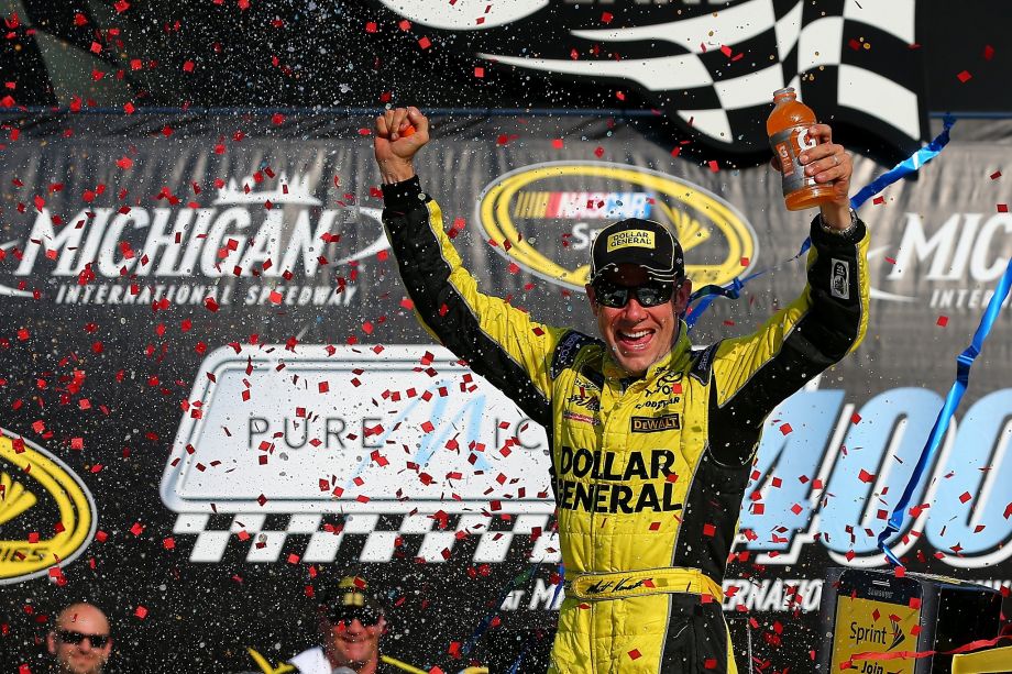 Matt Kenseth se impone en Michigan!