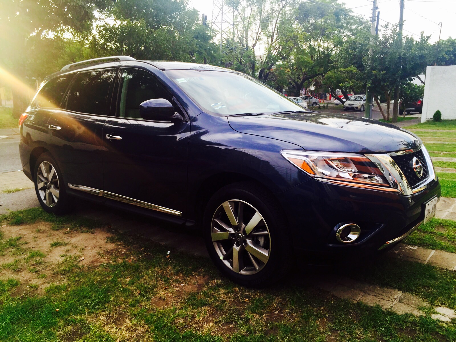 NISSAN –Pathfinder, con todo!!!