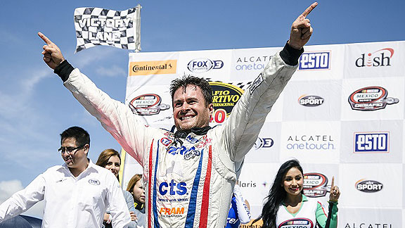 Rogelio López se luce en casa!