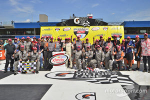 nascar-xs-DFmichigan-2016-race-winner-daniel-suarez-joe-gibbs-racing-toyota