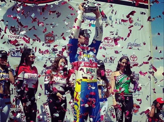 Ruben Garcia Jr. – Bandera de Cuadros