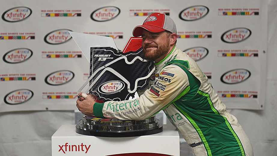 JUSTIN MARKS gana por primera vez en Nascar XFINITY!