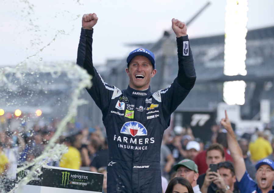 Kasey Kahne acaba con su mala racha en la Brickyard 400!