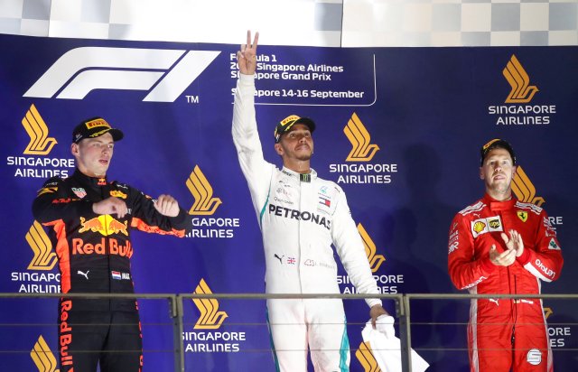 Hamilton  más fuerte que nunca en Singapur!