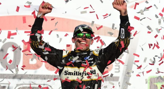 Almirola sorprende en Talladega!