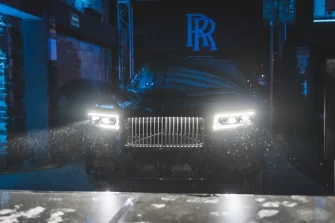 Rolls-Royce Ghost Black Badge llega a México.